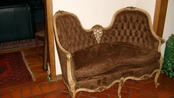 Images LV Upholstery