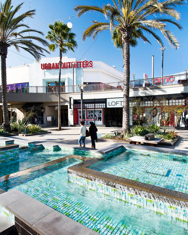 Images Del Amo Fashion Center