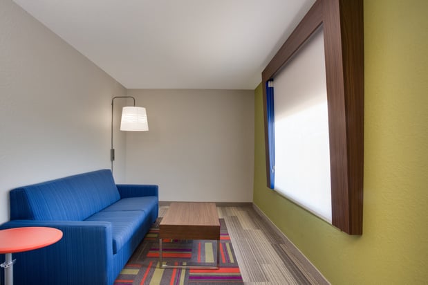 Images Holiday Inn Express & Suites Tampa-Fairgrounds-Casino by IHG