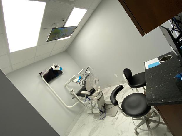 Images Confi Dental - Dentist in Dickinson TX