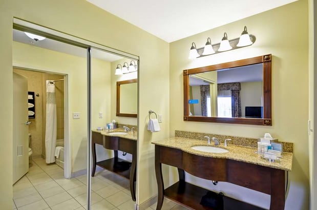 Images Hampton Inn & Suites North Charleston-University Blvd