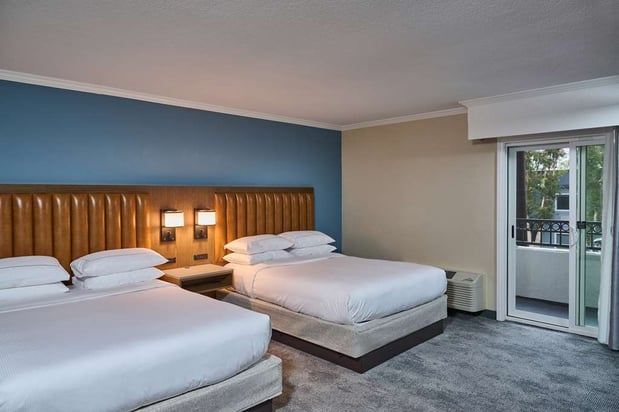Images DoubleTree by Hilton Chatsworth