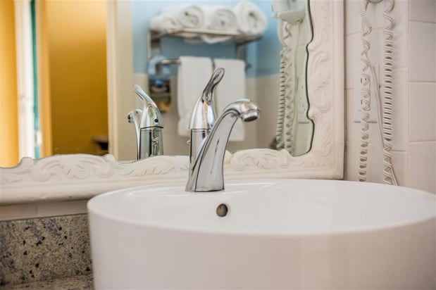 Images Best Western Plus Yacht Harbor Inn