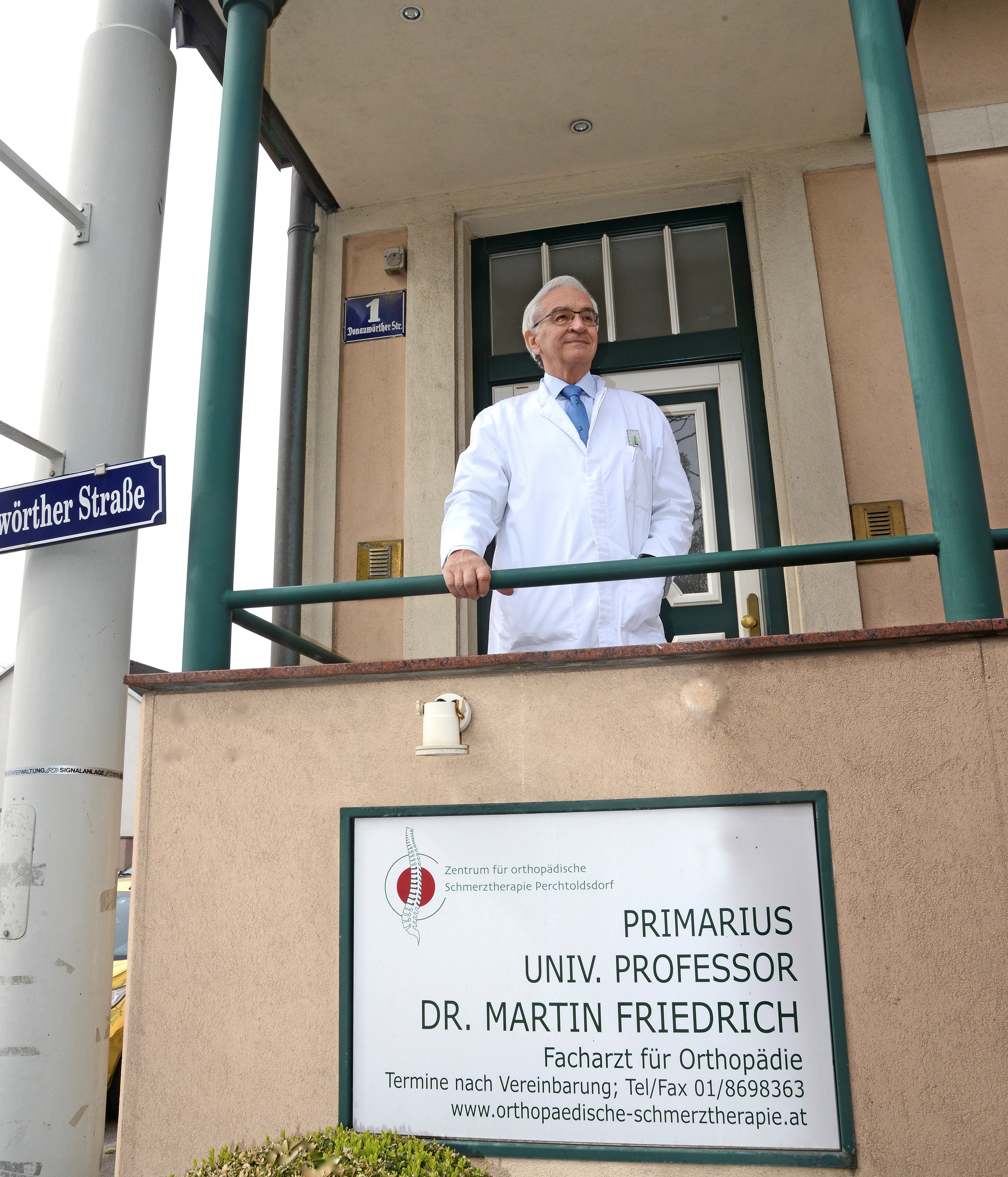 Univ. Prof. Dr. med. Martin FRIEDRICH, Donauwörther Straße 1 in Perchtoldsdorf