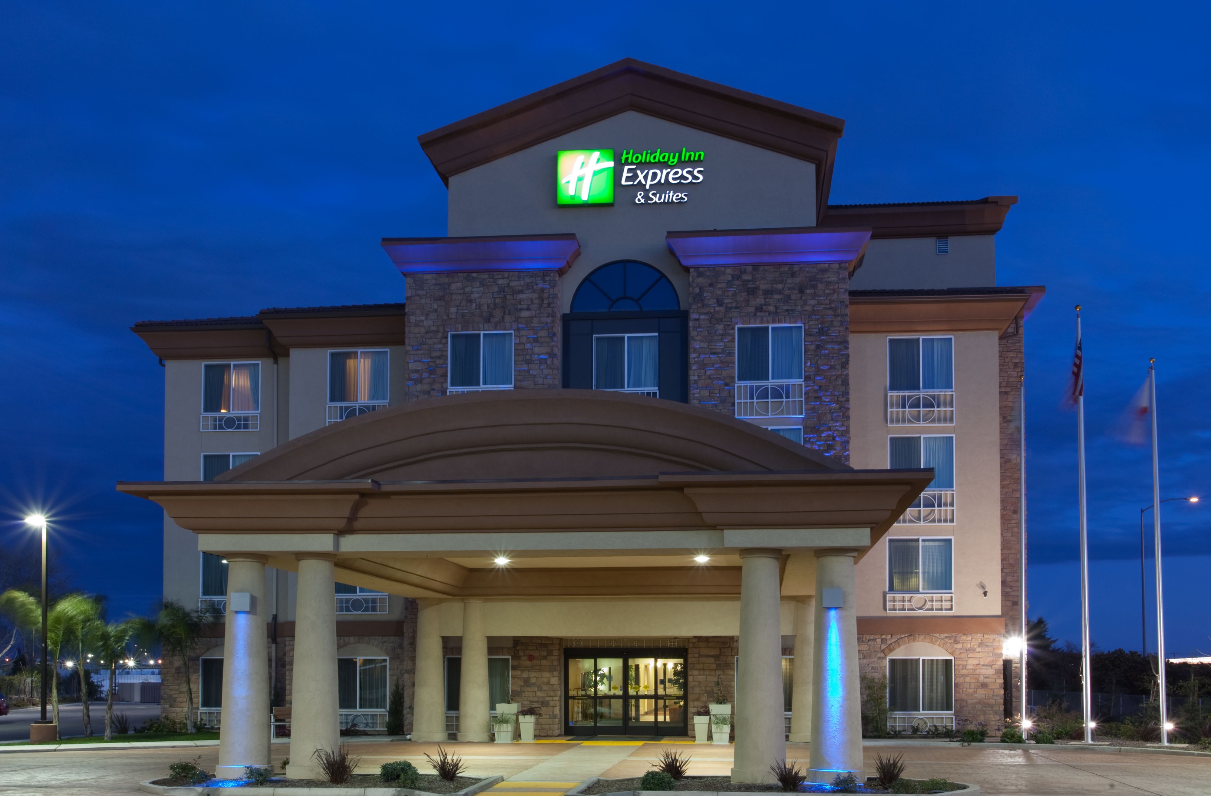 Holiday Inn Express & Suites Fresno (River Park) Hwy 41, Fresno California (CA) - 0