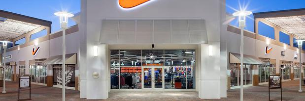 Images Nike Factory Store - Grand Prairie