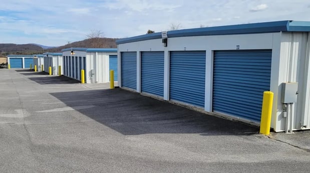 Images Storage Wise of Fishersville