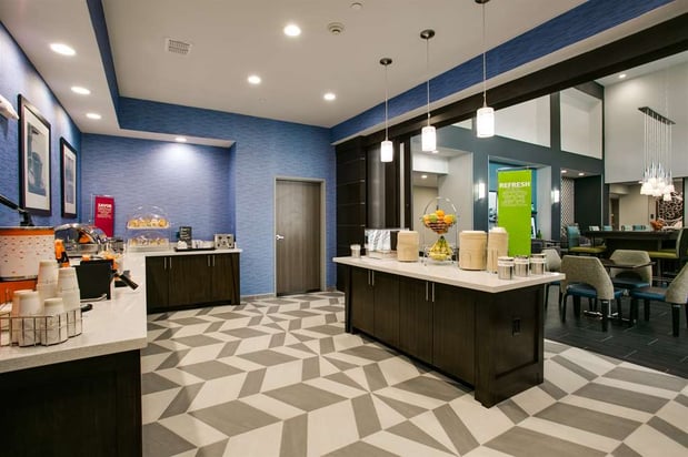 Images Hampton Inn & Suites Dallas/Ft. Worth Airport South