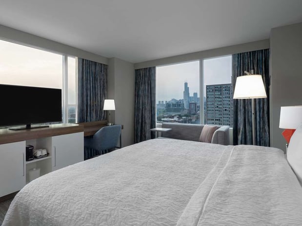 Images Hampton Inn Chicago McCormick Place