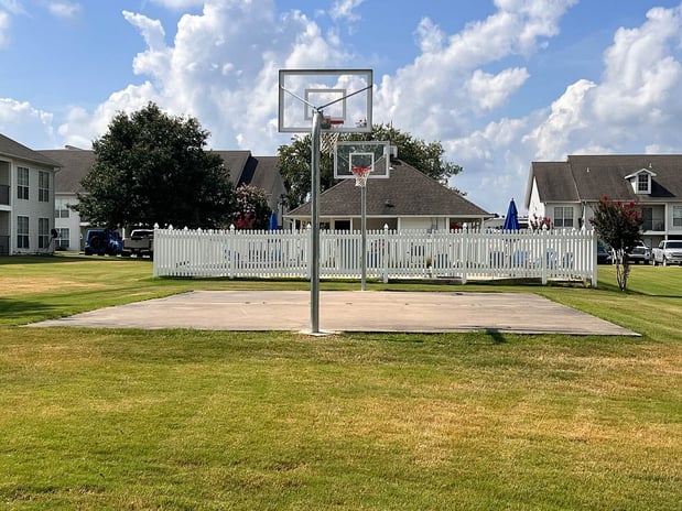 Images Village Square of Searcy