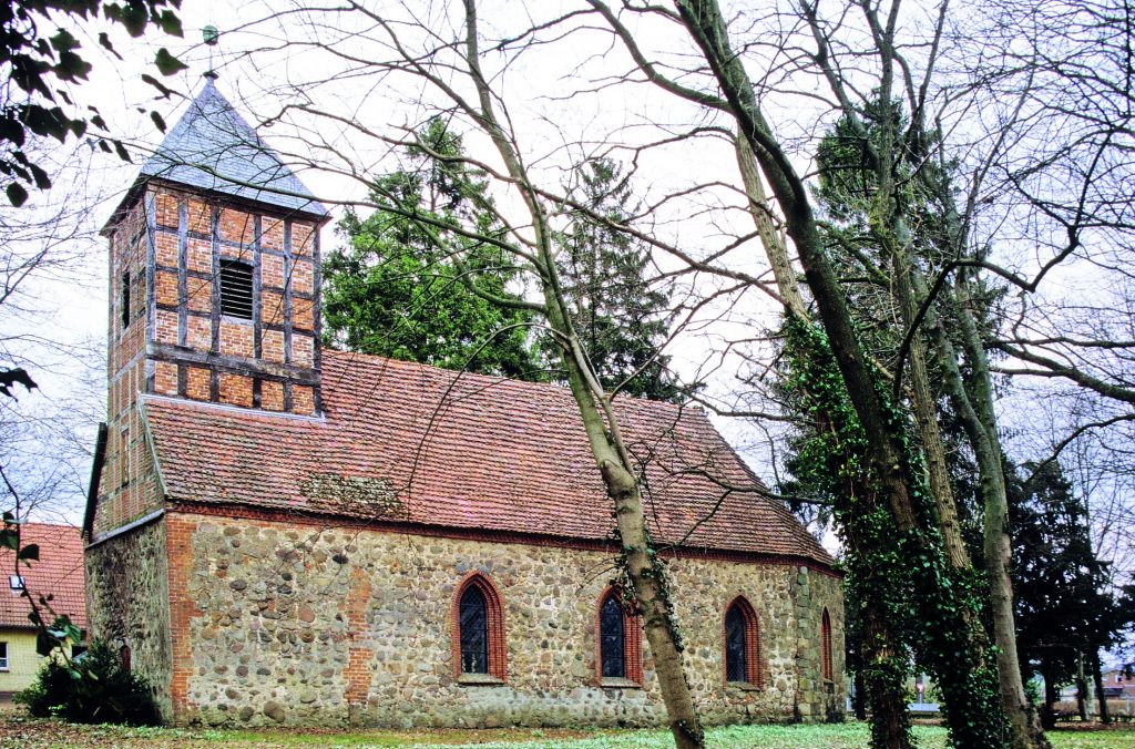 Kirche Berge - Pfarrsprengel Berge-Neuhausen, Dorfring in Berge