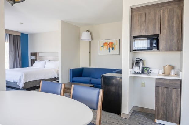 Images Holiday Inn Express & Suites Vicksburg by IHG