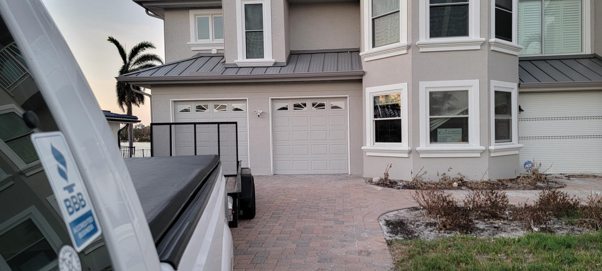 We offer a wide selection of garage options!