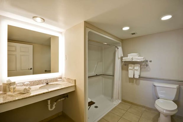Images Homewood Suites by Hilton Dulles Int'l Airport
