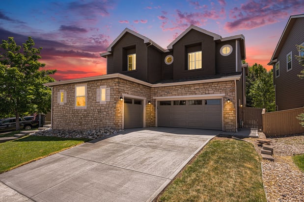 Images RE/MAX Professionals - Michael Kozlowski - Team Koz