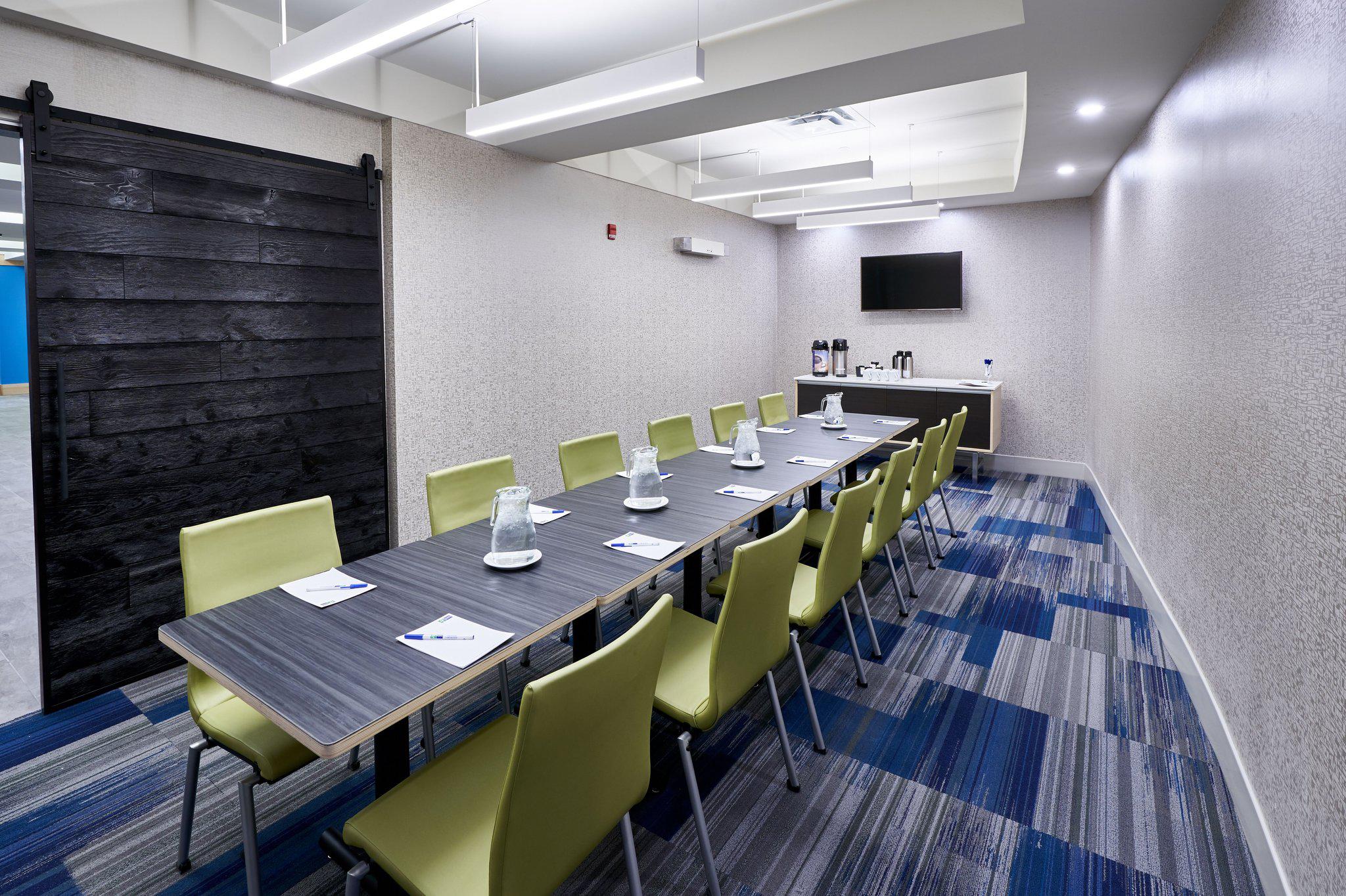 Images Holiday Inn Express & Suites Dieppe Airport, an IHG Hotel