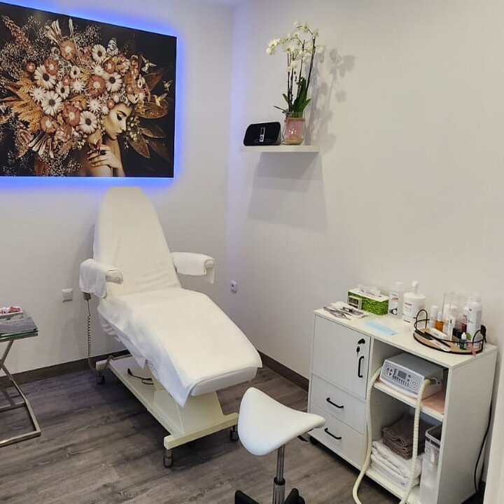 Bilder Prestige Kosmetik Institut