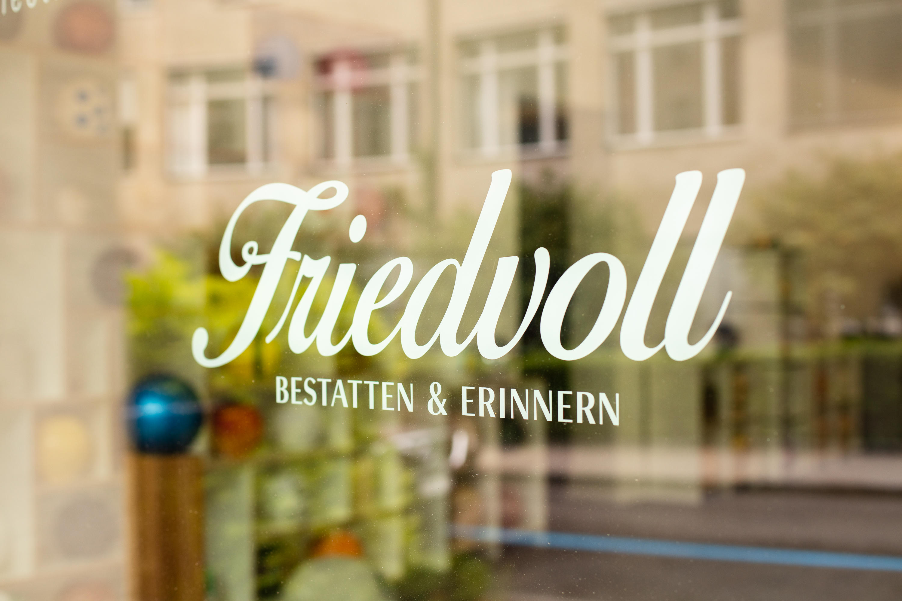 Friedvoll 'bestatten & erinnern' GmbH, Zentralstrasse 50 in Zürich