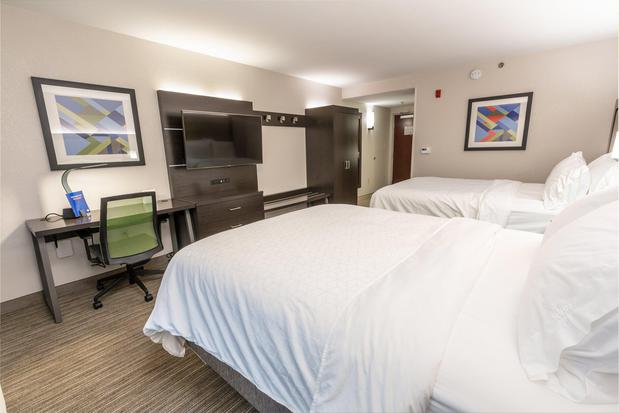 Images Holiday Inn Express & Suites Tupelo, an IHG Hotel