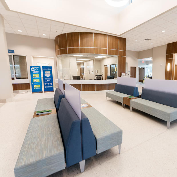 Images Mobile Infirmary Emergency - Saraland