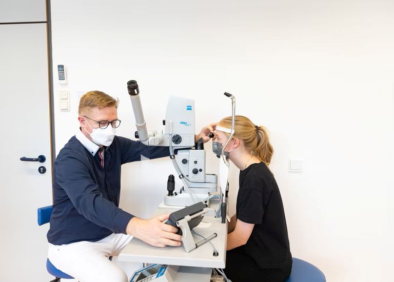 Augen-Tagesklinik an der Oberbaumbrücke MVZ GmbH, Warschauer Straße 38 in Berlin