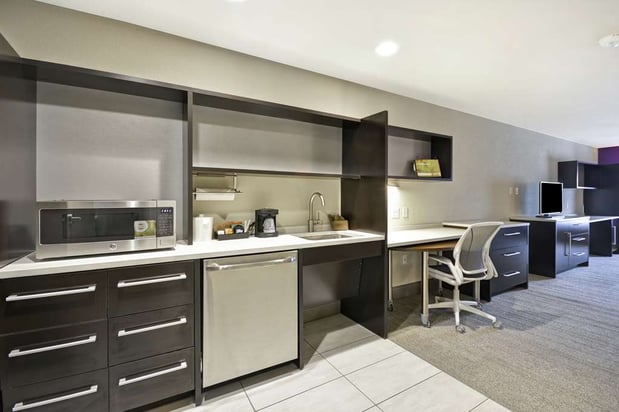 Images Home2 Suites by Hilton KCI Airport