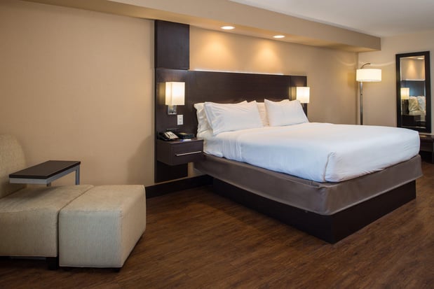 Images Holiday Inn Express & Suites San Antonio Medical-Six Flags by IHG