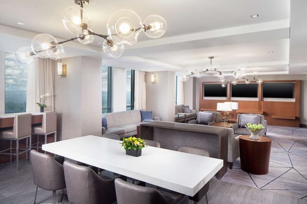 Images Hilton Rochester Mayo Clinic Area