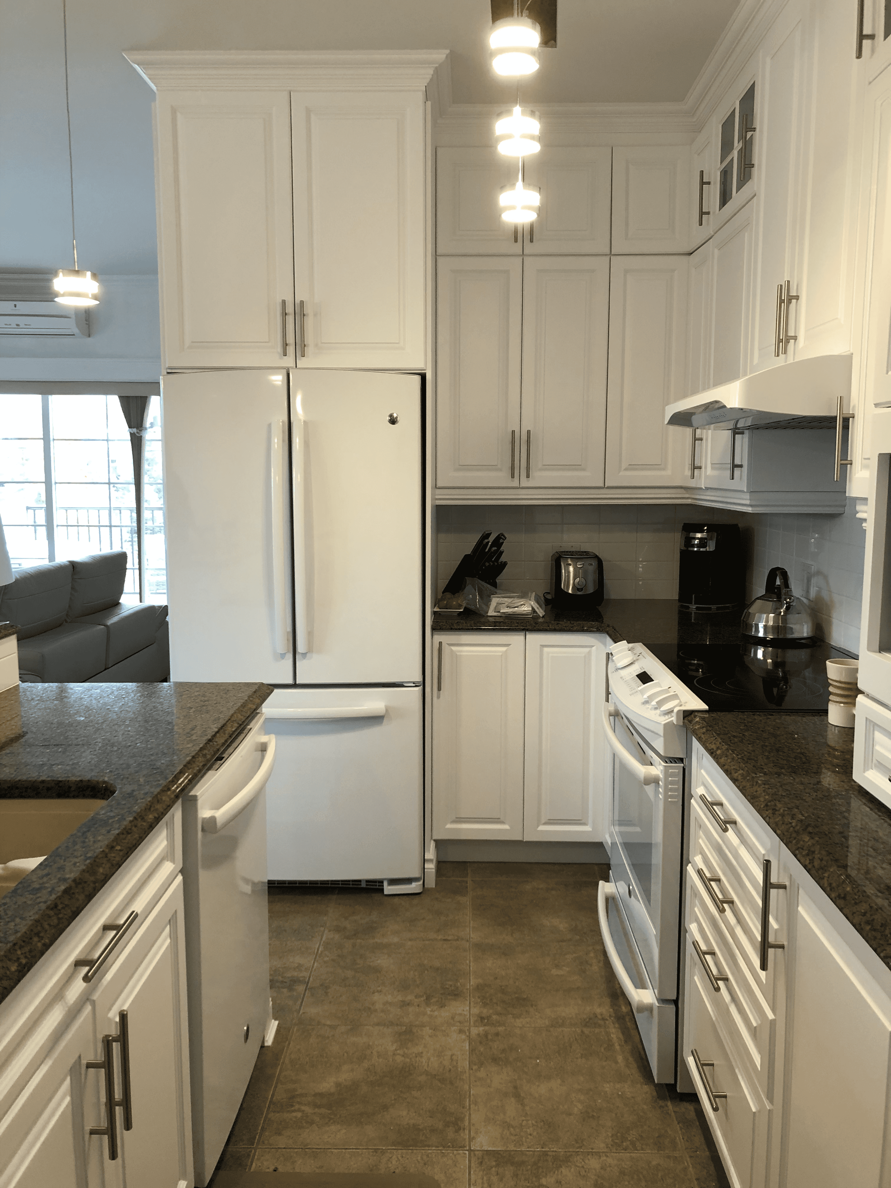 Images Finition Jaro | Spécialiste en relooking et rénovation de cuisines | Estrie