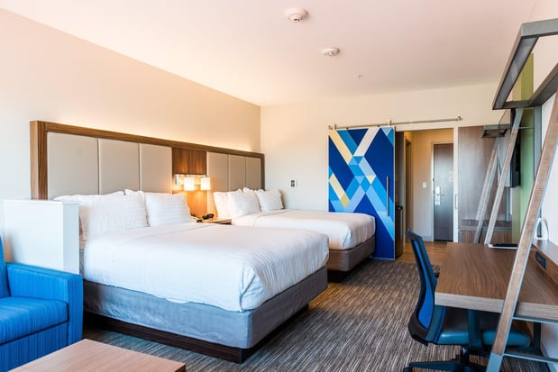 Images Holiday Inn Express & Suites Madison by IHG