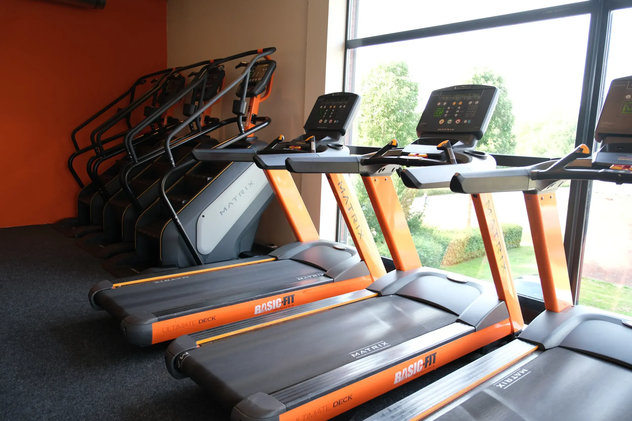 Foto's Basic-Fit 24/7