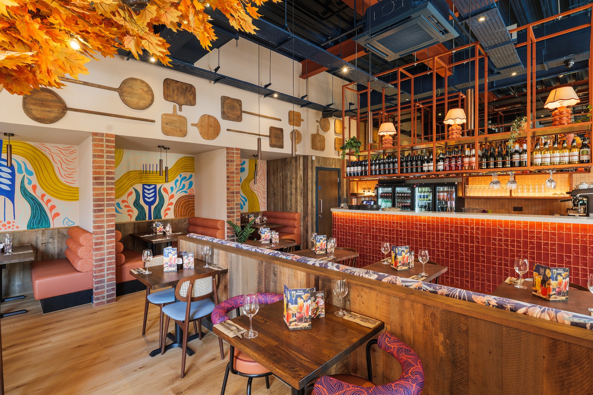 Zizzi Cotswolds Outlet, Inside Seating