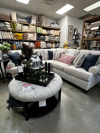 Images Miss Daisy's Home & Decor Co.