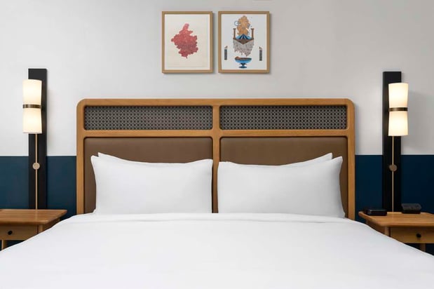 Images Hotel Theo New Orleans, Tapestry Collection by Hilton