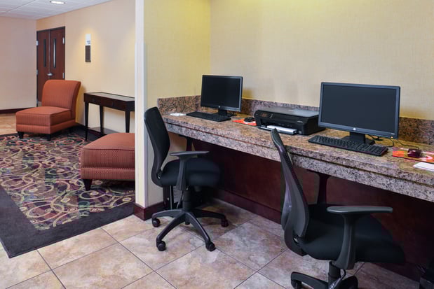 Images Holiday Inn Express & Suites Portland-Jantzen Beach by IHG
