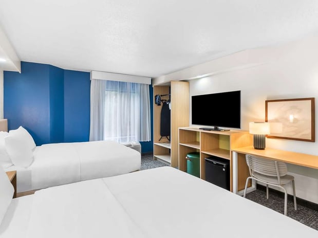 Images Spark by Hilton Augusta