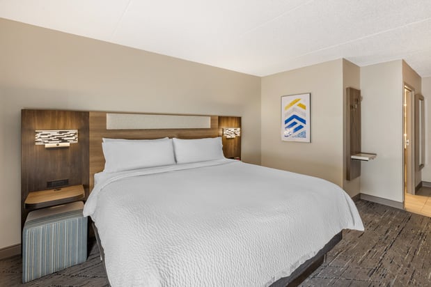 Images Holiday Inn Express Crestwood by IHG