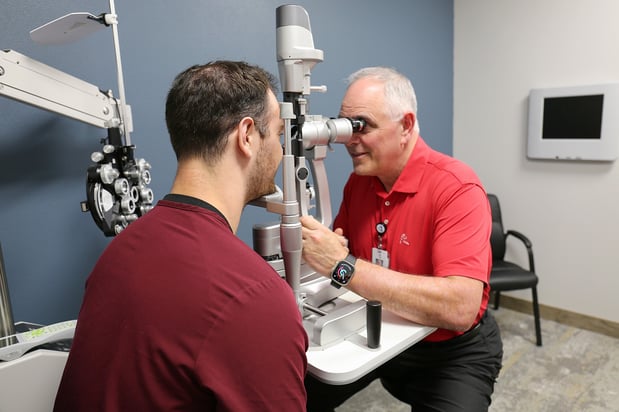 Images Douglas Bull, MD