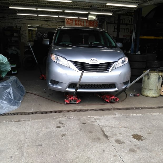 Images Rio City Tire & Auto