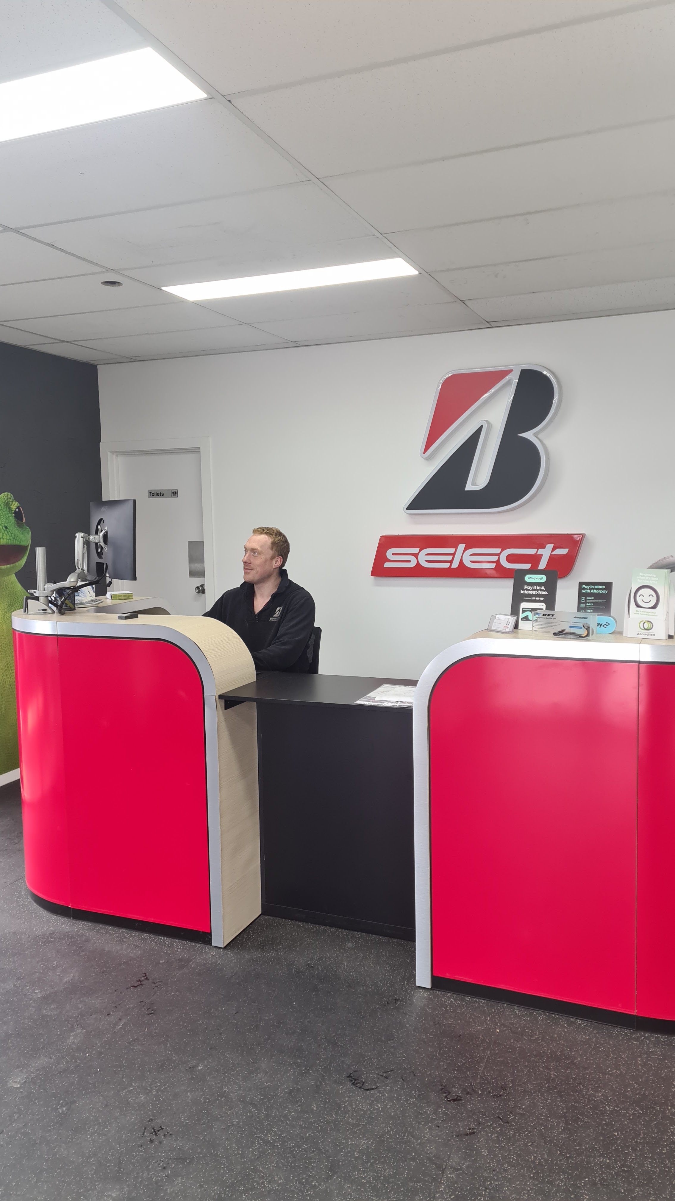 Images Bridgestone Select Tyre & Auto Hampton Park