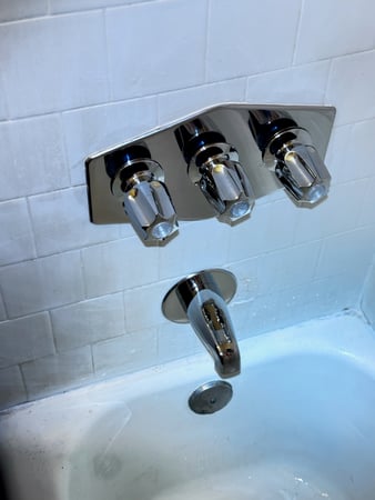 Images Fernando Rooter & Plumbing