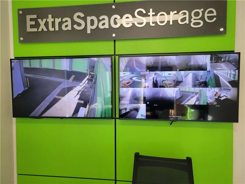 Security Screens - Extra Space Storage at 3401 W Rosecrans Ave, Hawthorne, CA 90250