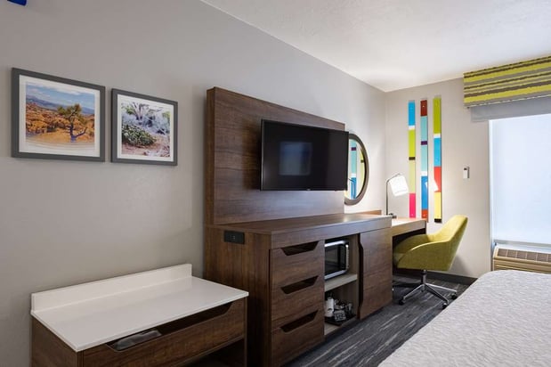 Images Hampton Inn Richfield