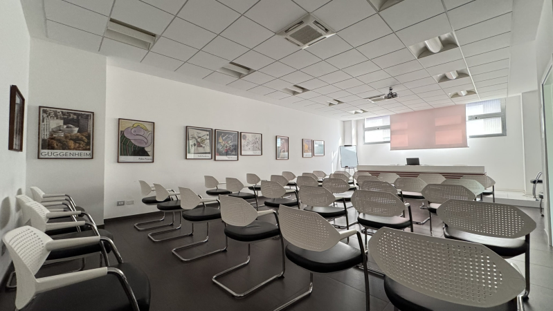 Images Giulio Pisani Business Consultant