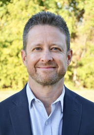 Mike Remington headshot