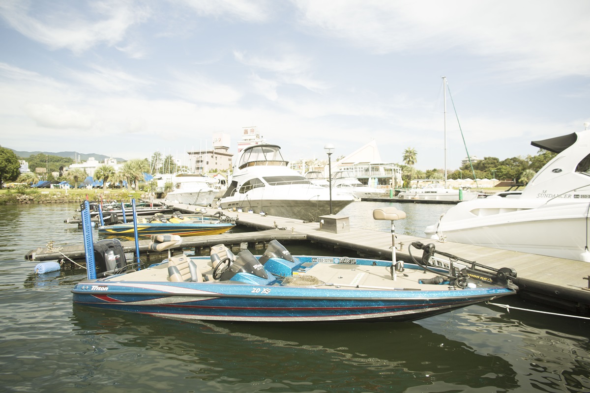 Images 88BASS BOAT
