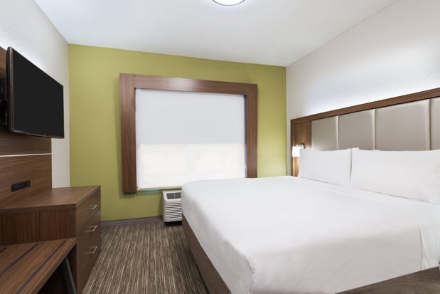 Images Holiday Inn Express & Suites Columbus Airport East by IHG