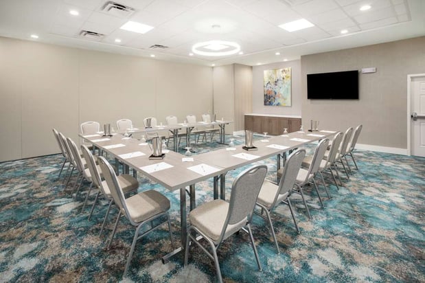 Images Hilton Garden Inn Las Vegas City Center