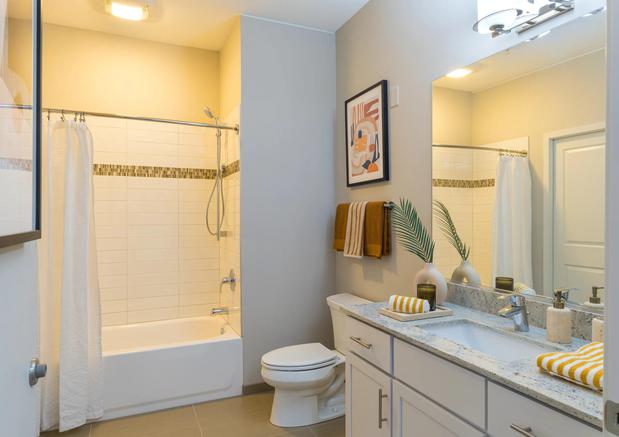 Images Elmhurst 255