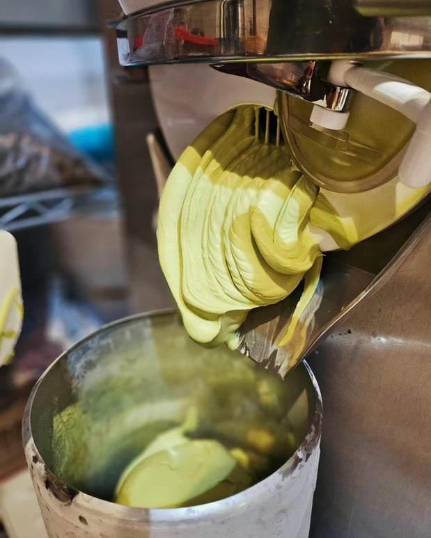 Images V Gelato & Cafe